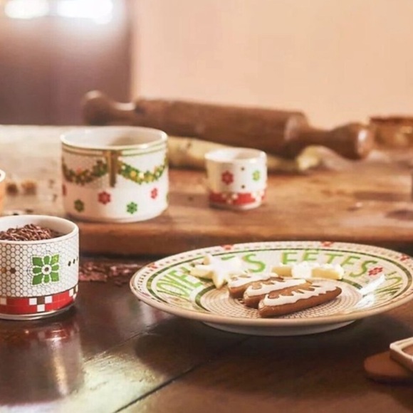 Anthropologie Festive Bistro Tile Nesting Measuring Cups Set of 4 - Picture 3 of 5